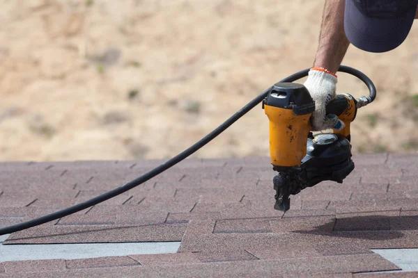 Top Roofing Contractor Near Me for Home and Business Needs