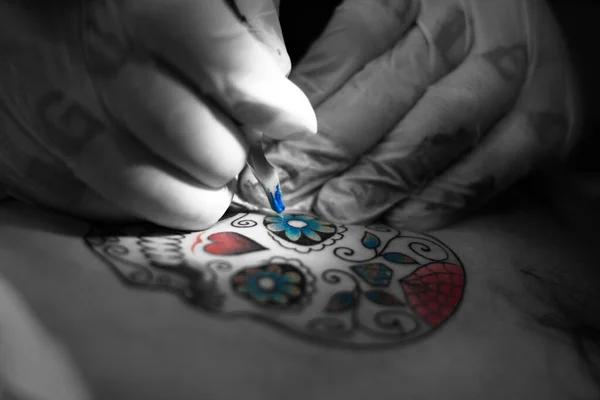 Choosing a Piercing Shop That Prioritizes First-Time Client Comfort