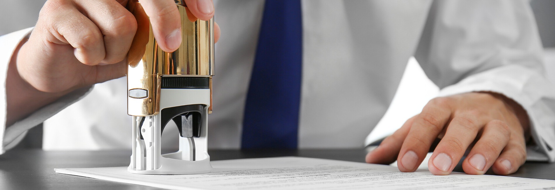 Find On-Site Document Services Through Mobile Notary Professionals in Mount Laurel