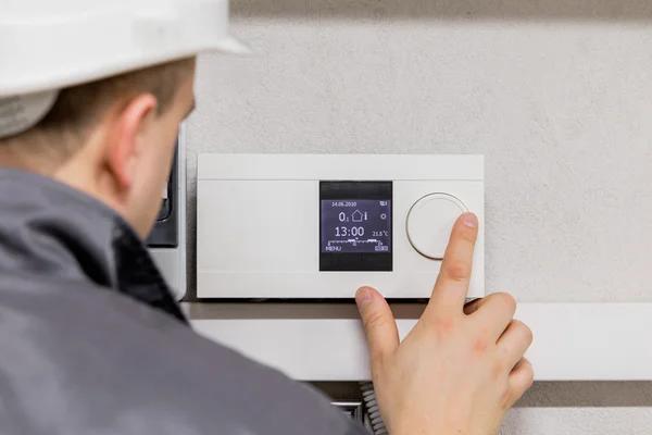 When to Schedule AC Repair in Pensacola for Better Performance